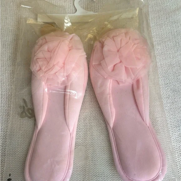 Vintage Madye's Pink Ruffle Glamour Skuffs Slippers Boudoir Size Small 5-6 WOW - Picture 1 of 12